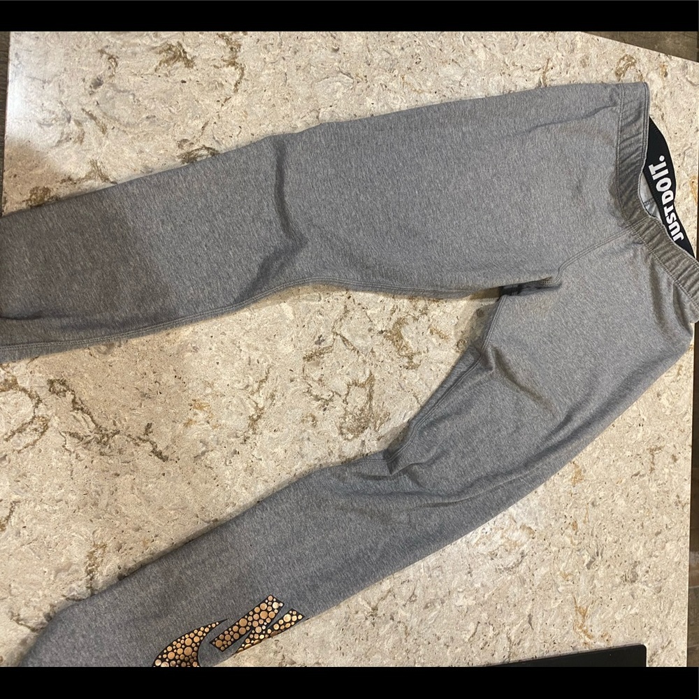 Nike leggings